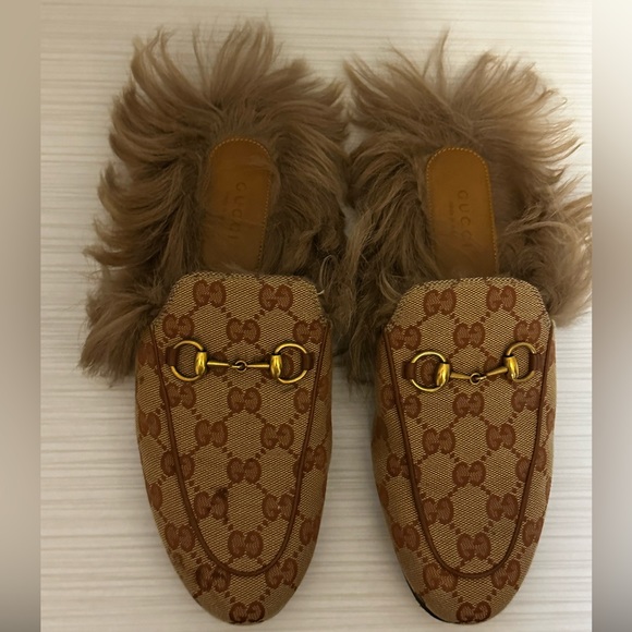 Gucci Princeton fur slides sz37 - Picture 4 of 4
